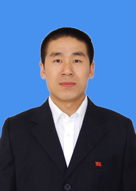 陳德新 
