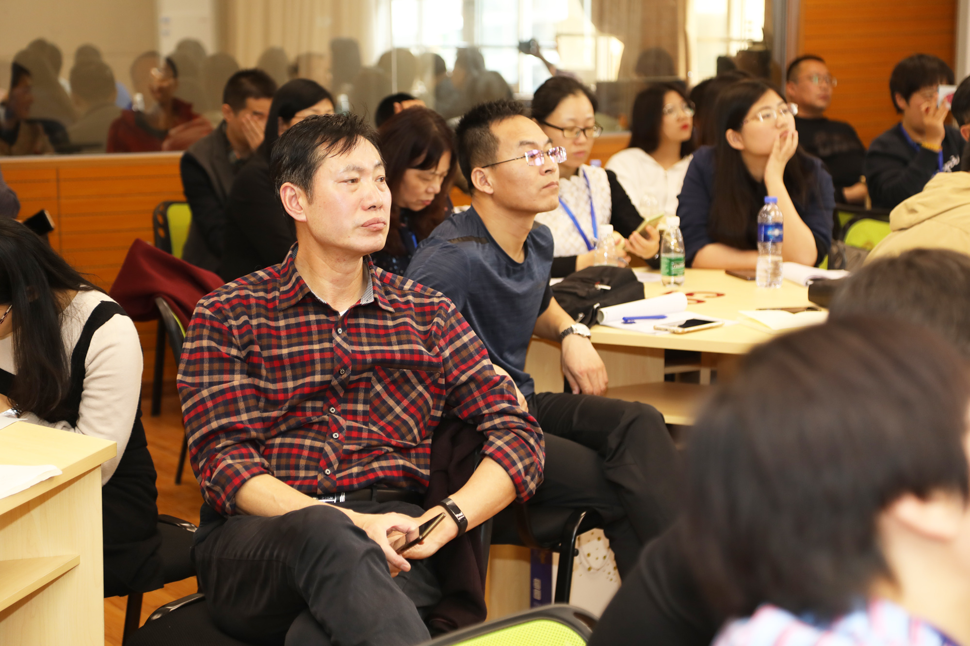 研究院副院長潘建明在現(xiàn)場點(diǎn)評